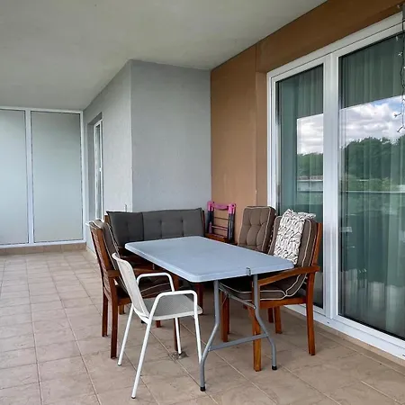 No 207 Lebada Apartamento