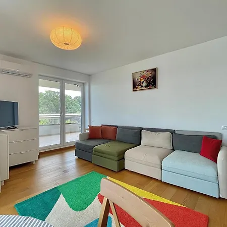 Apartment No 207 Lebada *