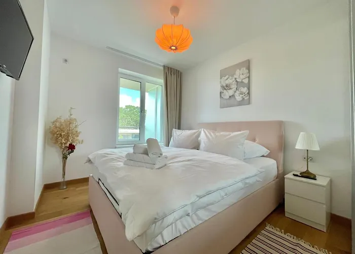 No 207 Lebada Apartament Bucureşti